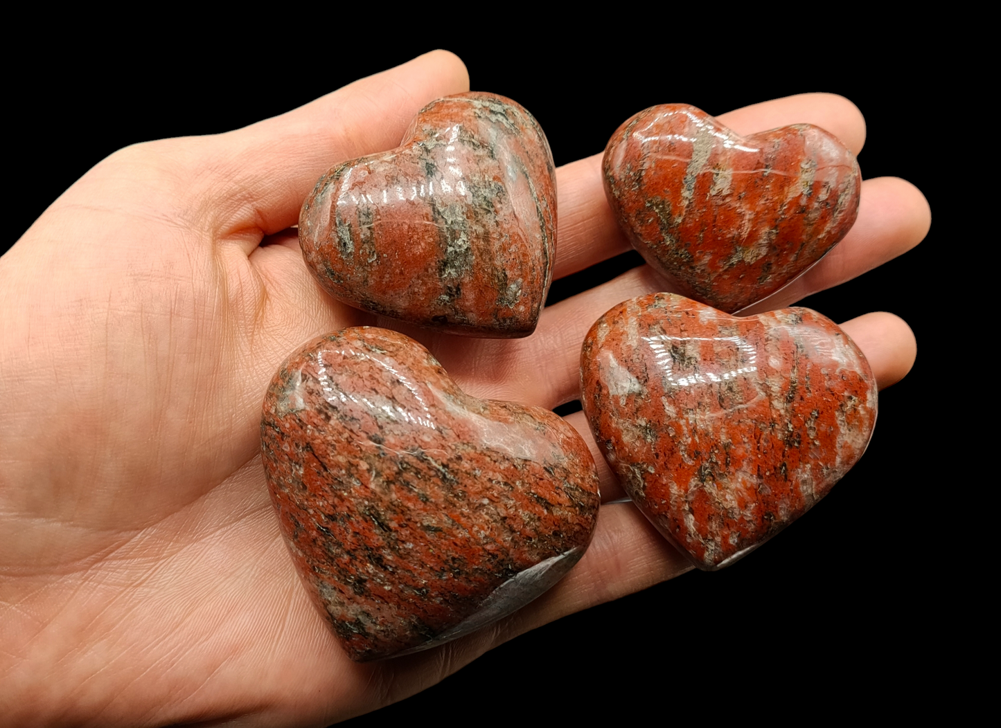 1KG Sesame red Jasper Hearts