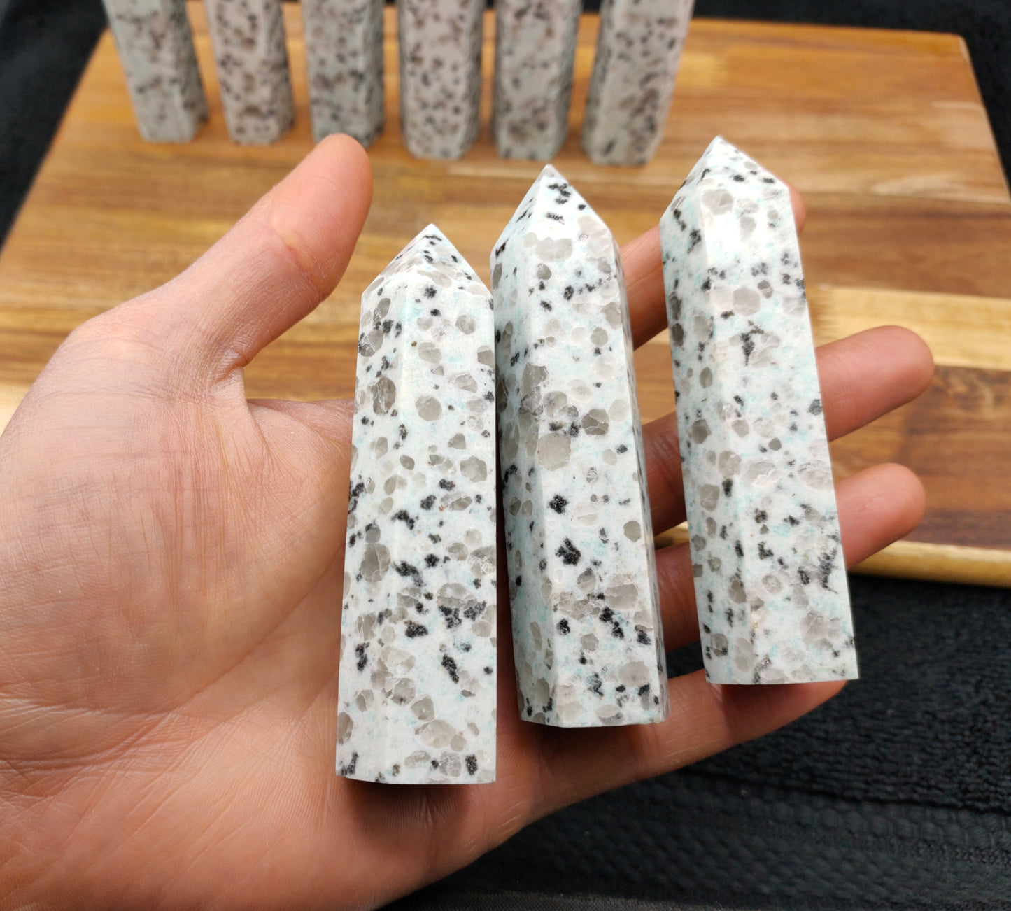 1KG Kiwi Jasper Towers