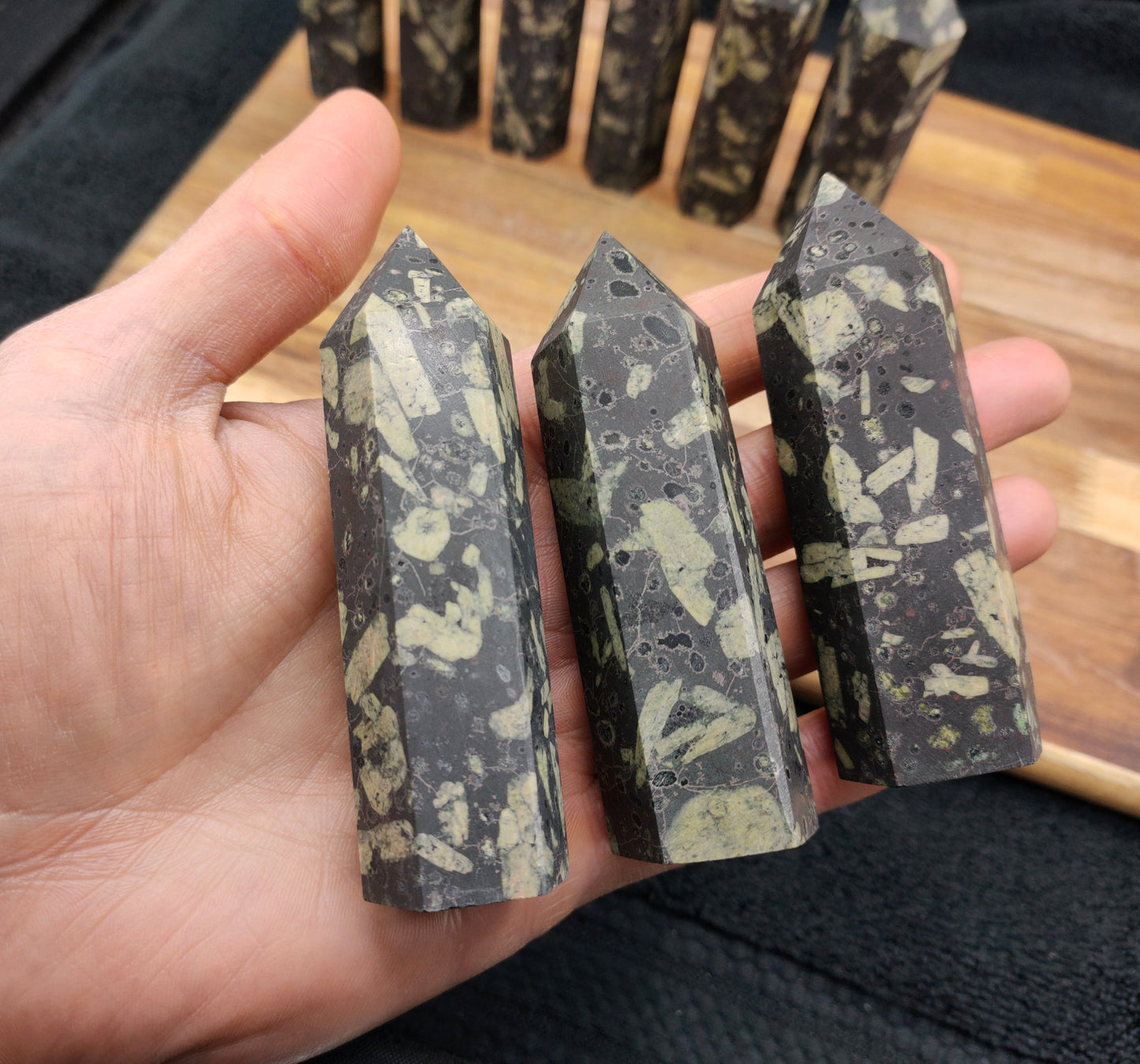 1KG Chinese Writing Stone Towers