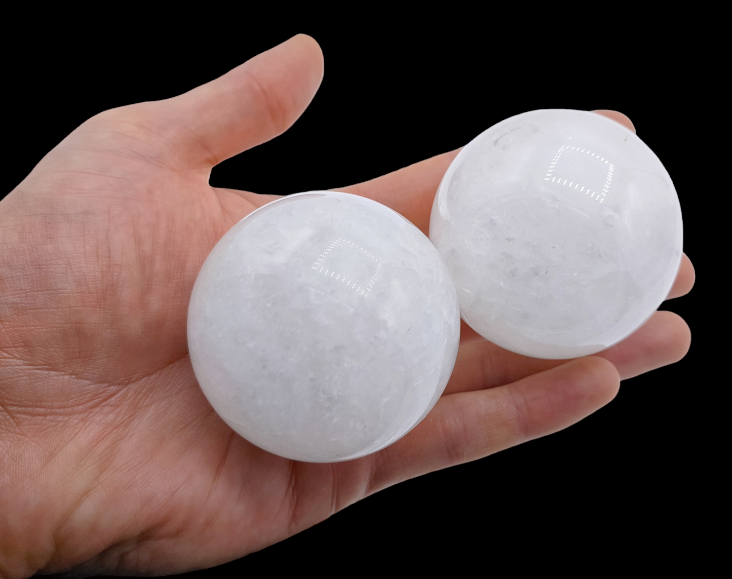 1KG White Quartz Sphere