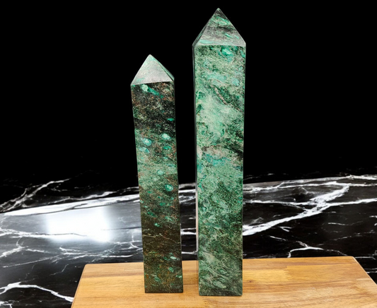 2KG Large Green Mica Towers