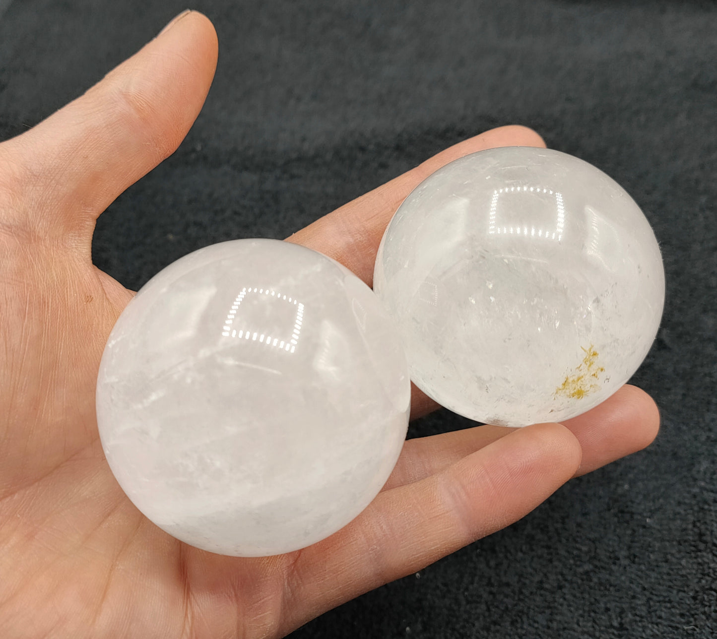 2KG White Calcite Spheres