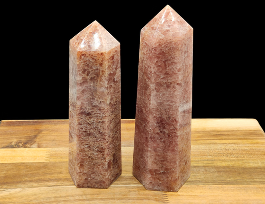 2KG Strawberry Quartz Towers